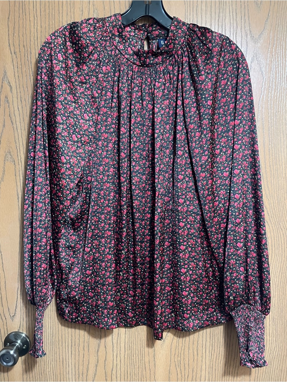 EUC GAP Black Floral Blouse with Red Roses